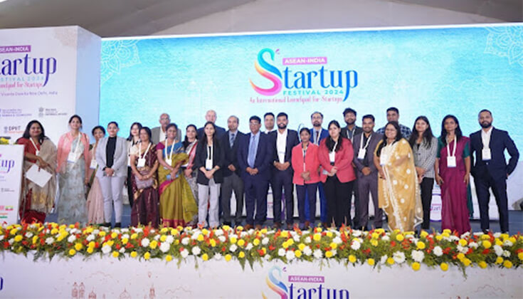 Entrepreneurship with IITK Entrepreneurship with IITK